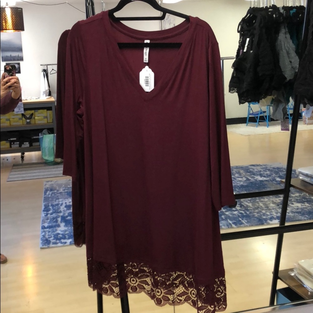 V Neck Tunic with lace